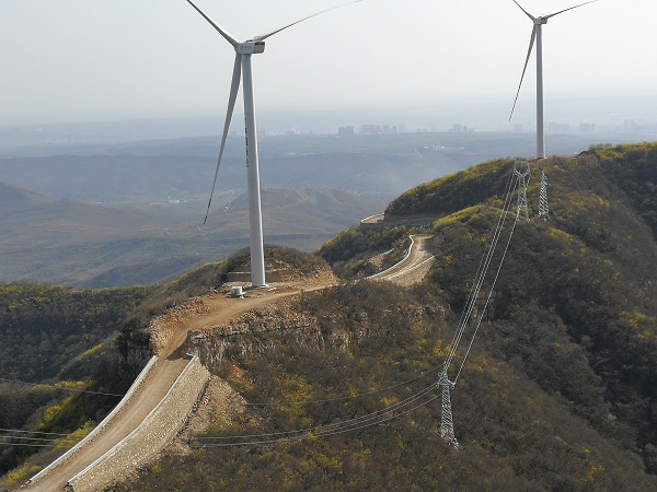 附件1,开山破崖,筑出坦途.jpg 附件1,开山破崖,筑出坦途.jpg