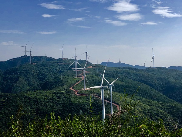 附件5、华能渑池凤凰山风电场远景.jpg 附件5、华能渑池凤凰山风电场远景.jpg